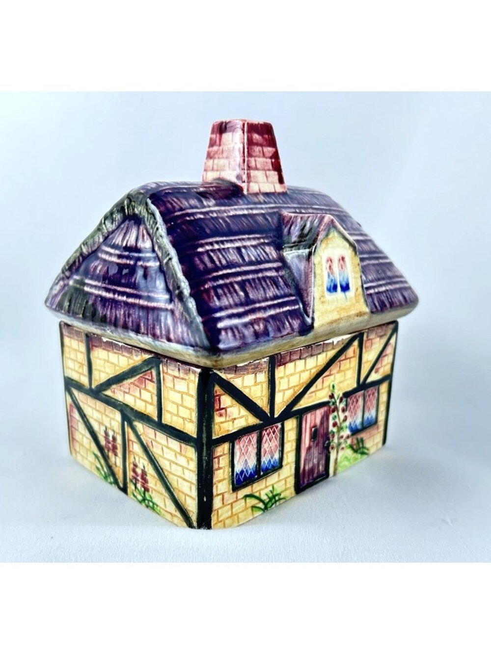 Vintage Hand Painted Ceramic Cottage House Sugar Bowl Tea Box Made in Japan